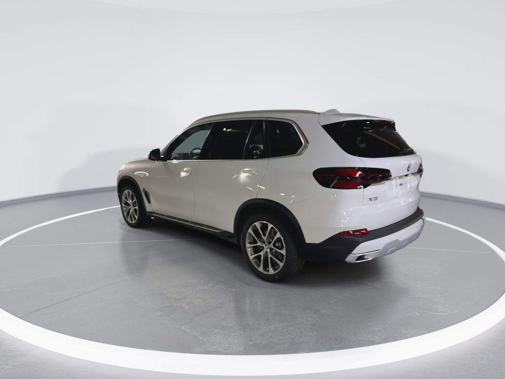 Thumbnail: 2026 BMW X5 - 6