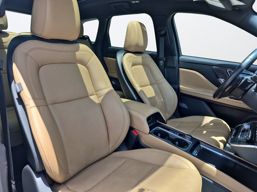 2023 Lincoln Corsair Reserve White at Community Toyota
