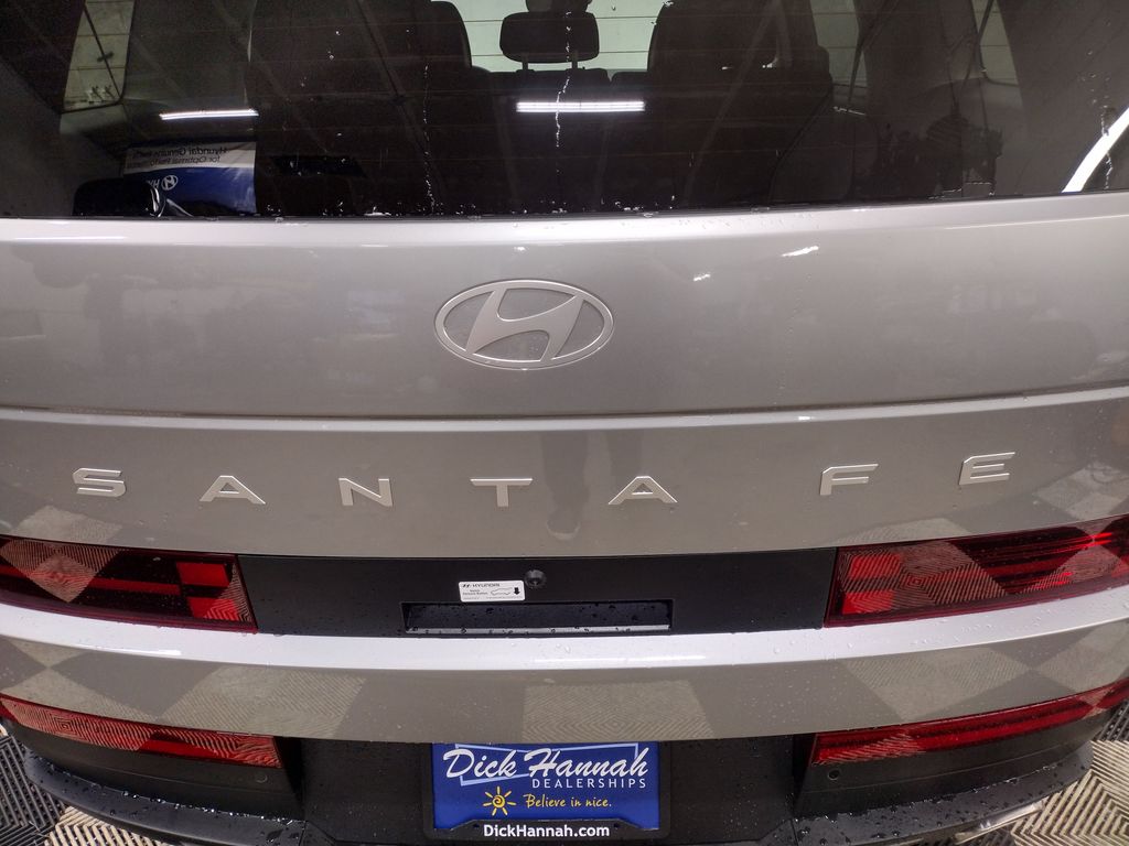 2026 Hyundai Santa Fe SE