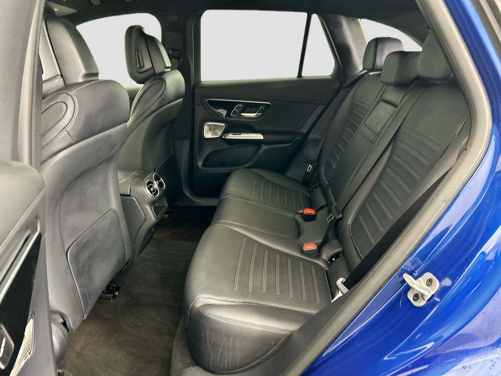 Thumbnail: 2025 Mercedes-Benz GLC - 20