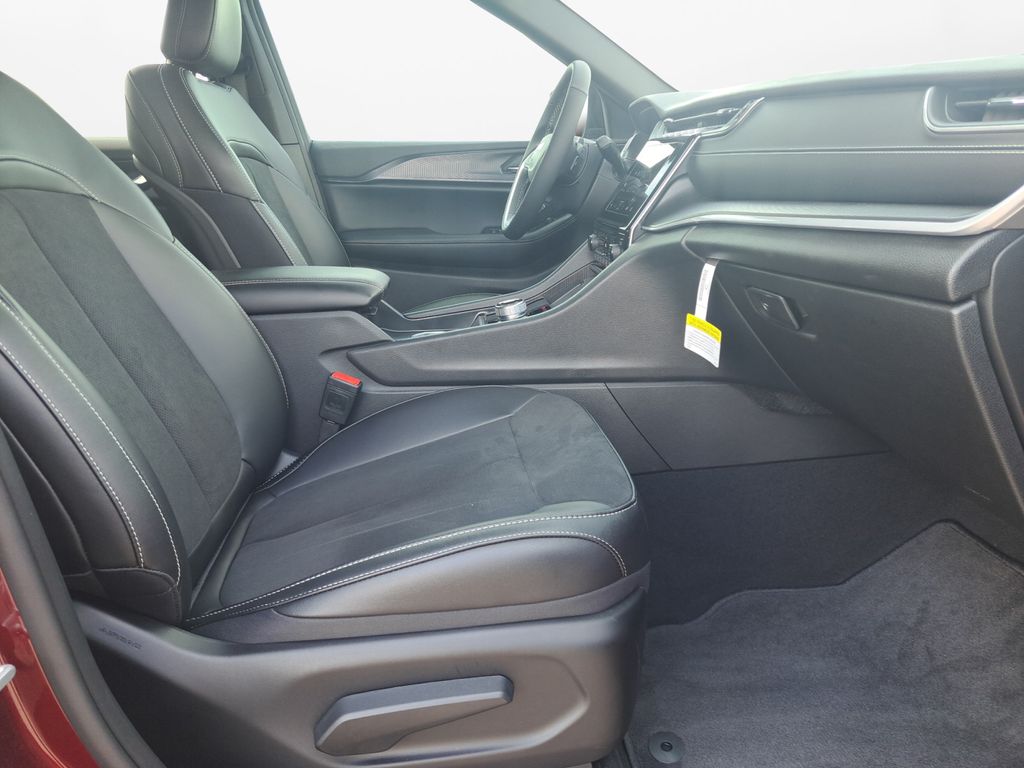 New Car 2025 Jeep Grand Cherokee L  Altitude X For Sale Under $40,000 In Austin, Texas