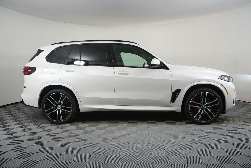Thumbnail: 2026 BMW X5 - 2