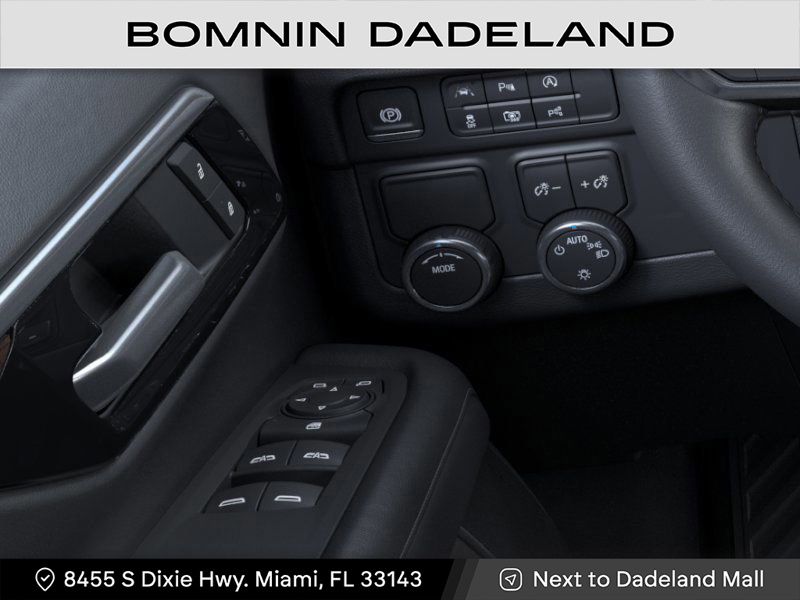 2025 Chevrolet Suburban LS photo