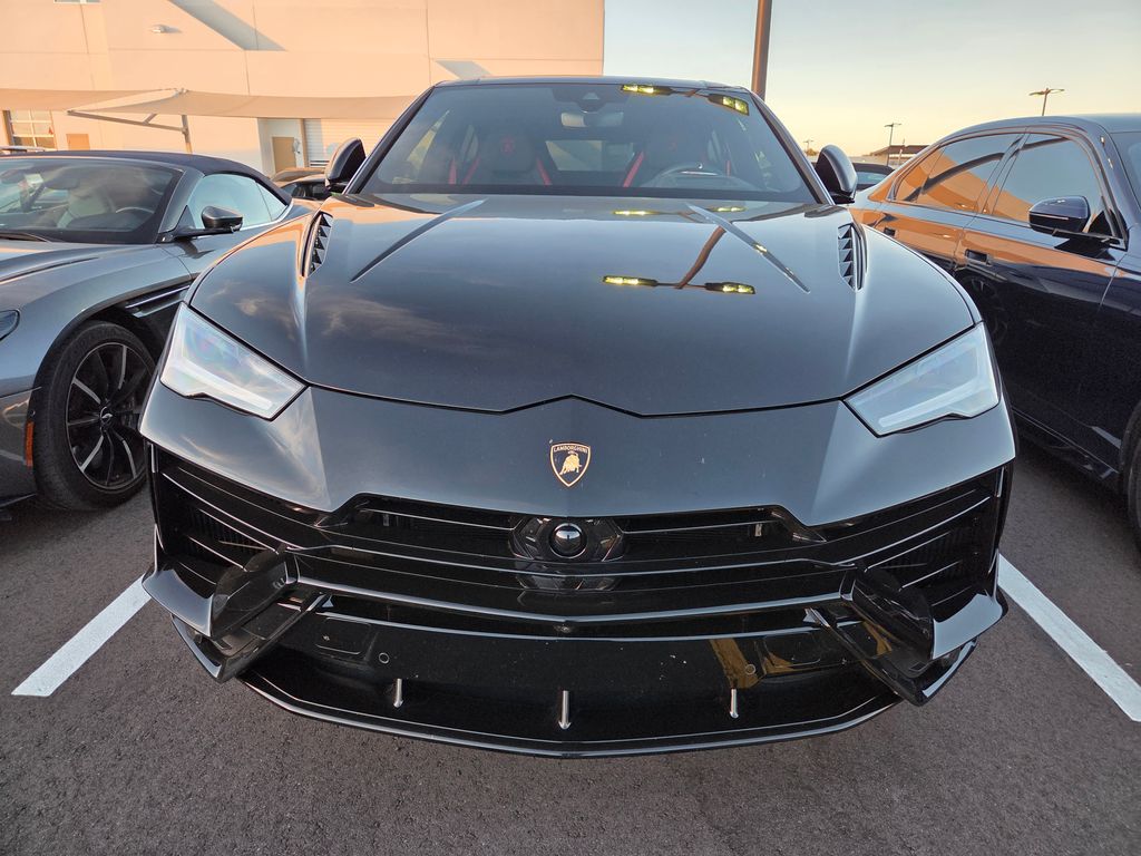 Thumbnail: 2024 Lamborghini Urus - 8
