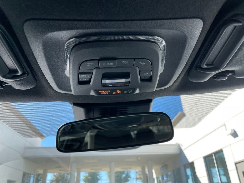 Thumbnail: 2024 Toyota Corolla - 16