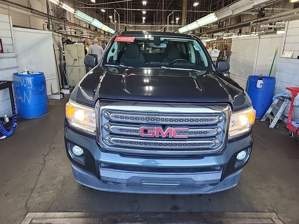 Used 2018 Gray GMC SLE1 image 2