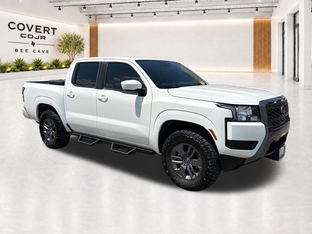 Glacier White 2025 Nissan Frontier Pickup Truck Four-Wheel Drive 9-Speed Automatic Overdrive