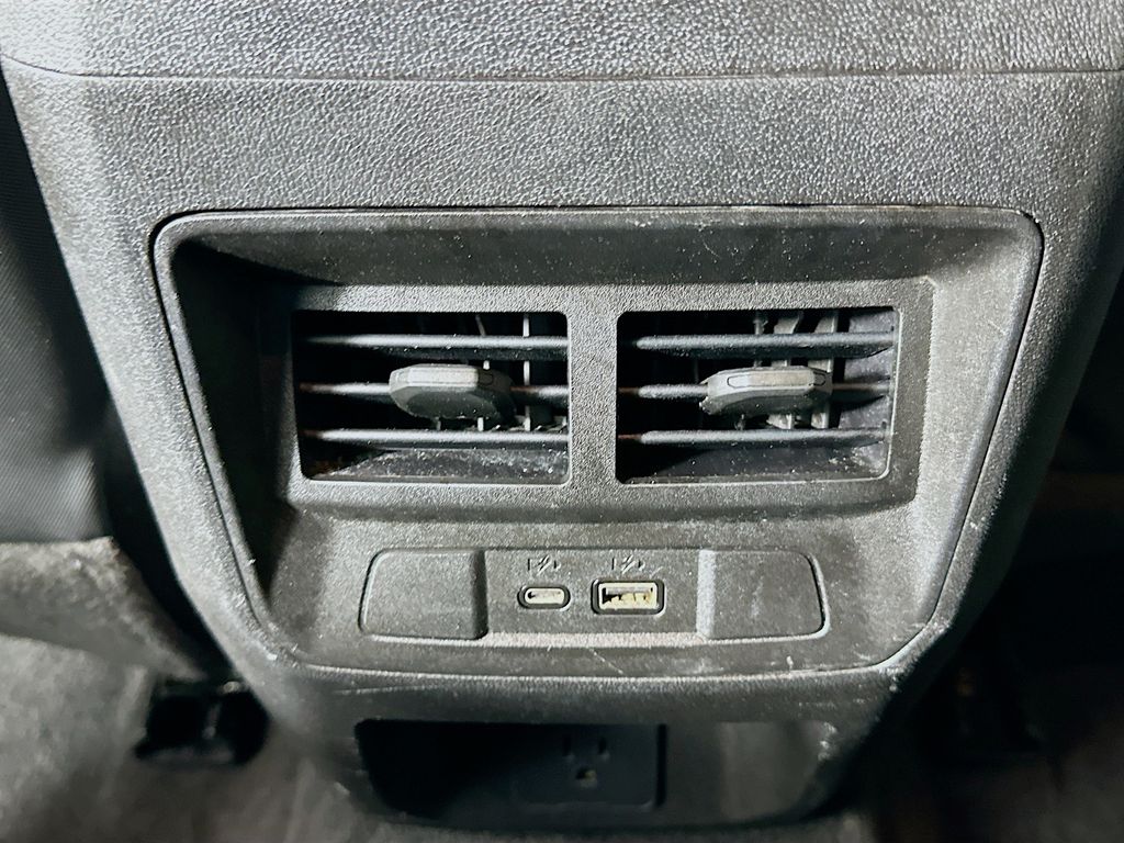 Thumbnail: 2023 Chevrolet Colorado - 24