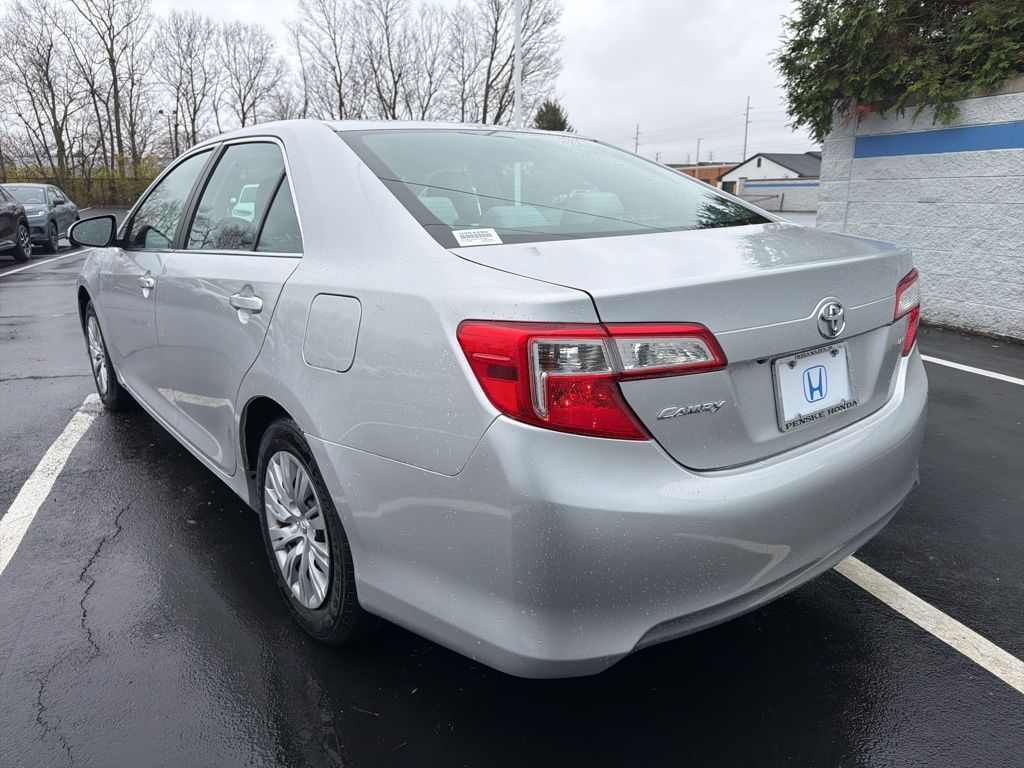 Thumbnail: 2014 Toyota Camry - 3