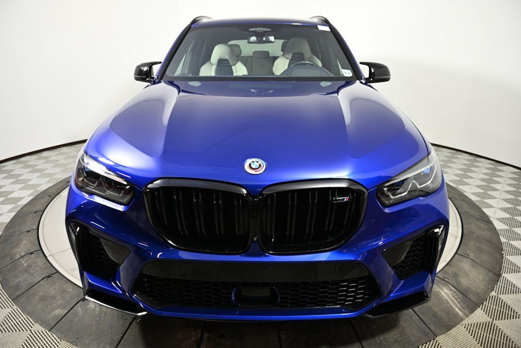 2022 BMW X5 M 8