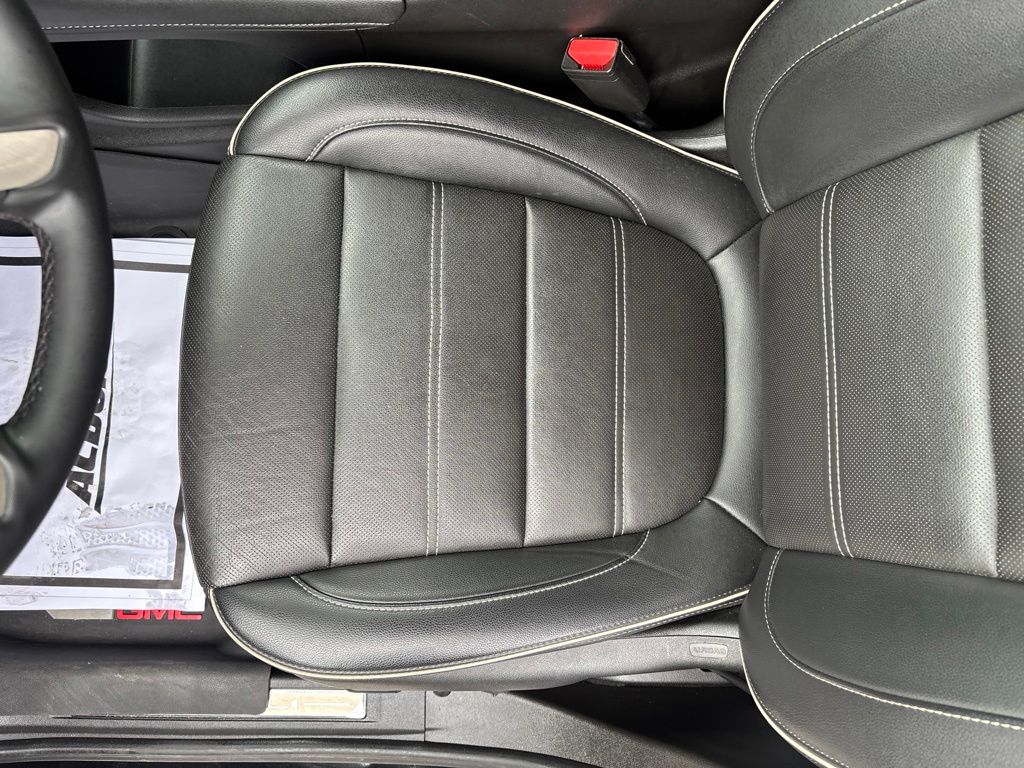 Used 2023 GMC Acadia SUV
