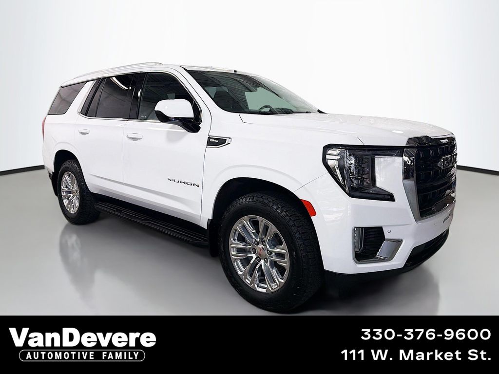 White 2024 GMC Yukon SLE 4WD SUV / Crossover Four-Wheel Drive