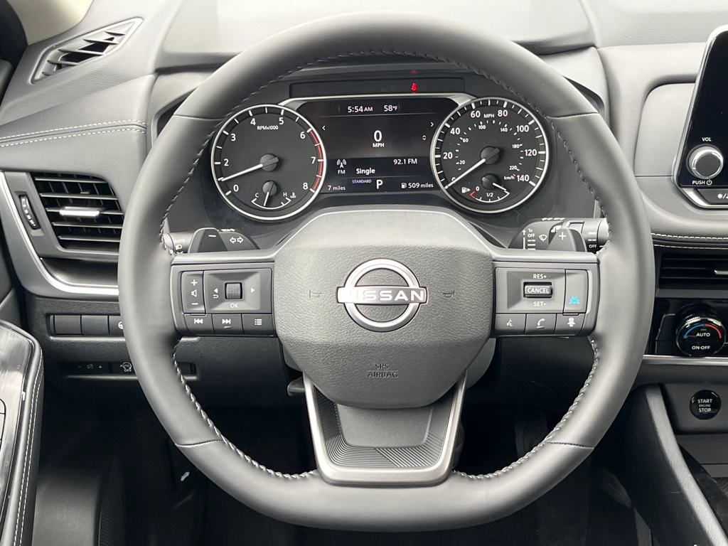 2025 Nissan Rogue SV photo