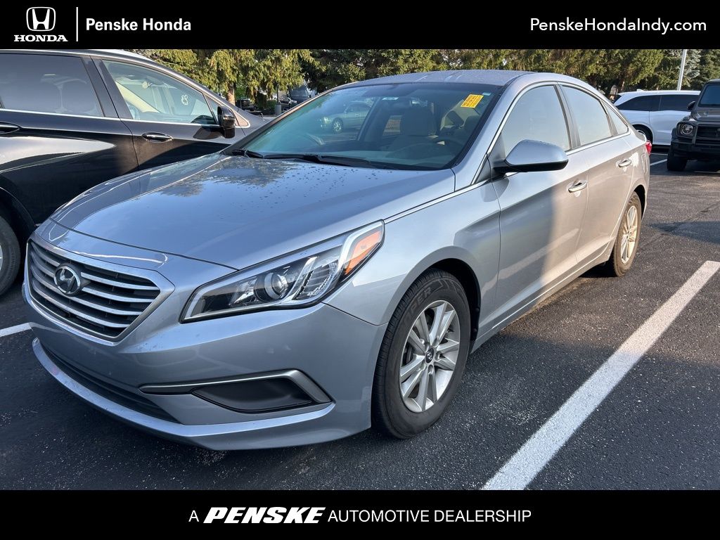 Thumbnail: 2017 Hyundai Sonata - 1