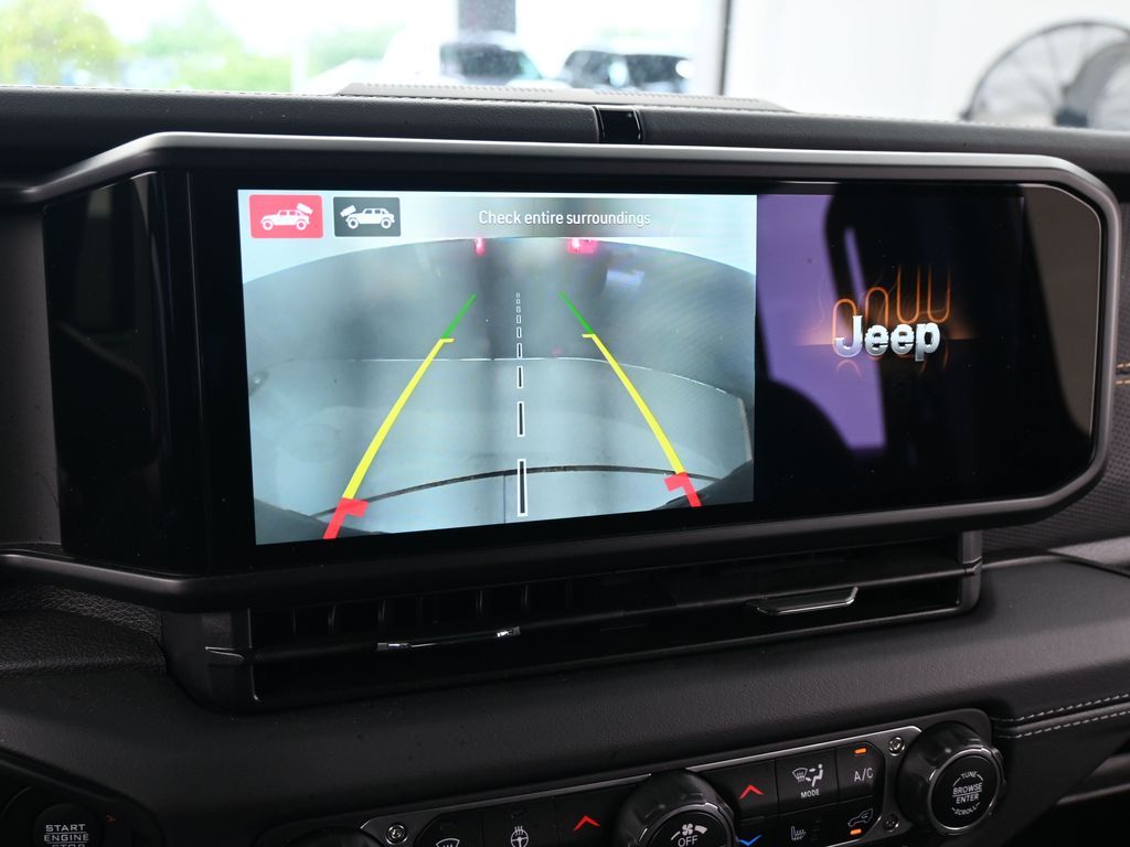 Used 2025 Black Clearcoat Jeep Rubicon 392 image 17
