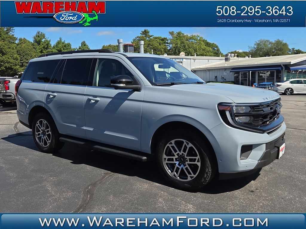 Glacier Gray Metallic TriCoat 2025 Ford Expedition SUV / Crossover Four-Wheel Drive Automatic