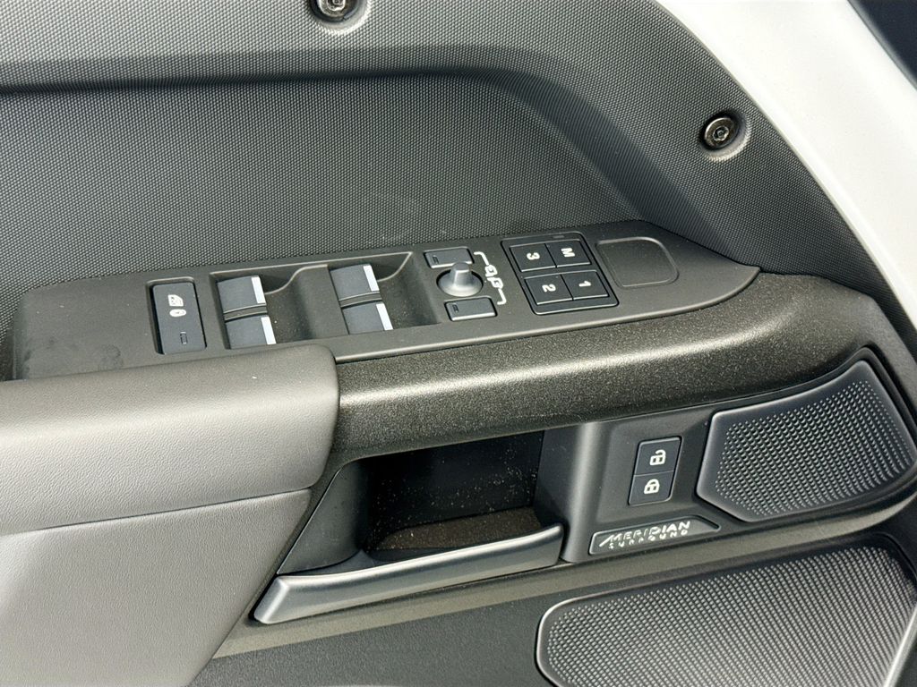 Thumbnail: 2026 Land Rover Defender - 22
