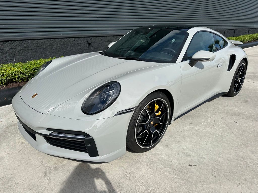 Thumbnail: 2022 Porsche 911 - 7