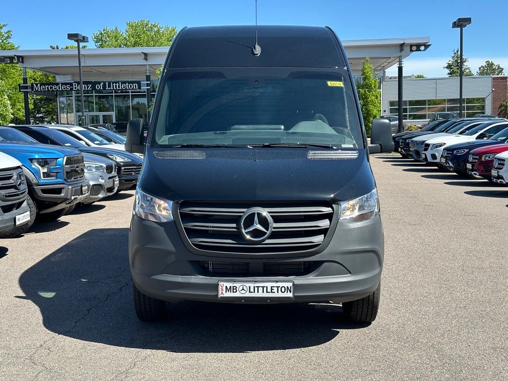 2024 Mercedes-Benz Sprinter 2500 Cargo 144 WB 6