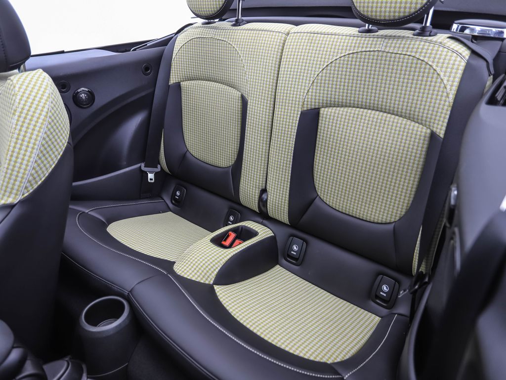 Thumbnail: 2023 MINI Cooper - 20