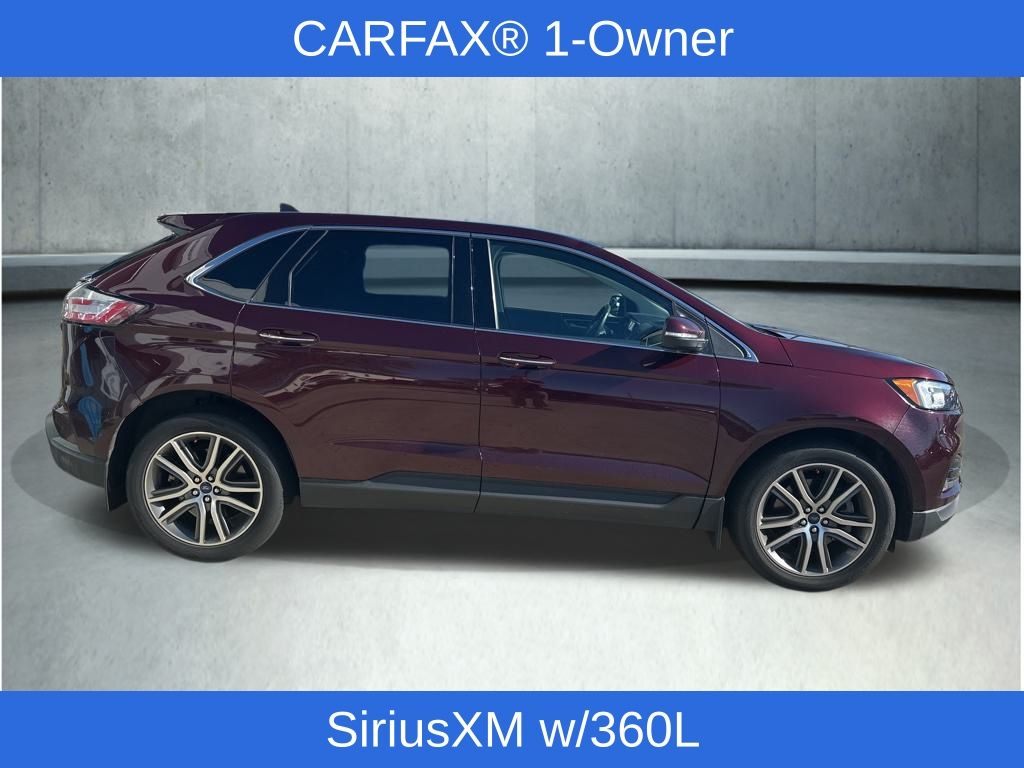 2022 Ford Edge Titanium photo 3
