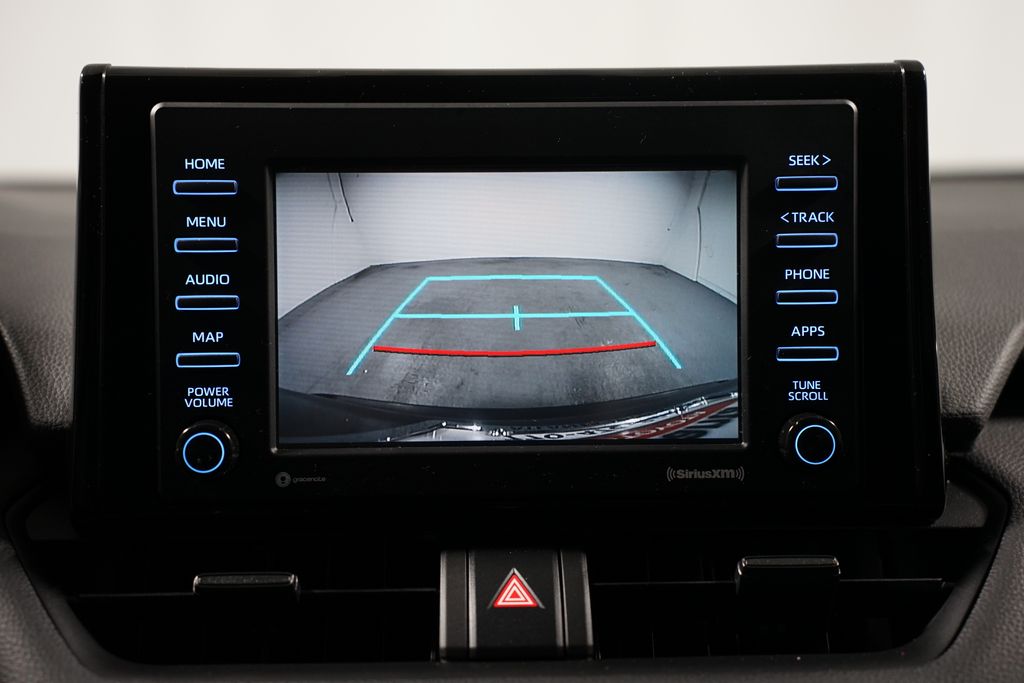2022 Toyota RAV4 LE 18
