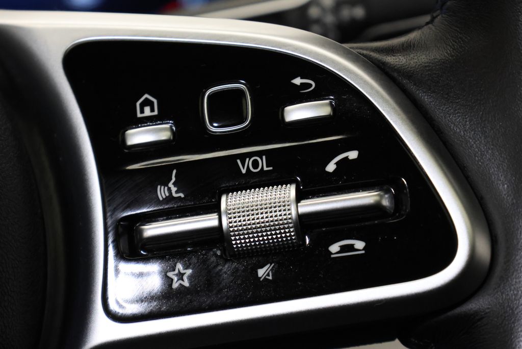 Thumbnail: 2022 Mercedes-Benz GLE - 22