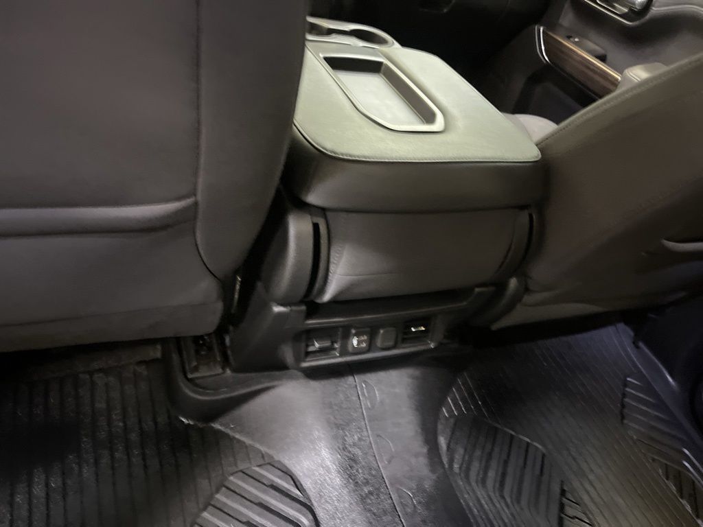 Used 2021 Silver Chevrolet RST image 21