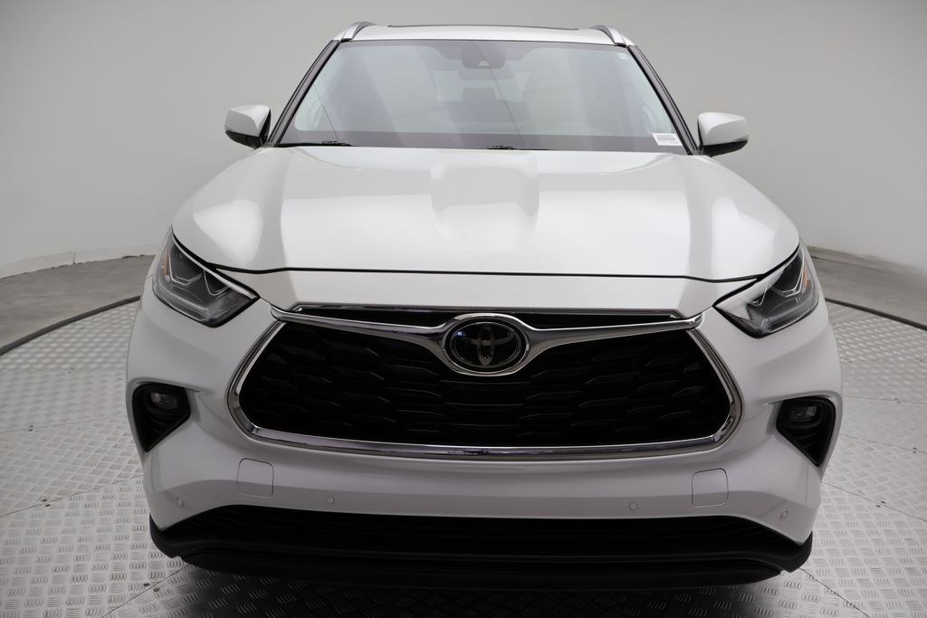 Thumbnail: 2024 Toyota Highlander - 5