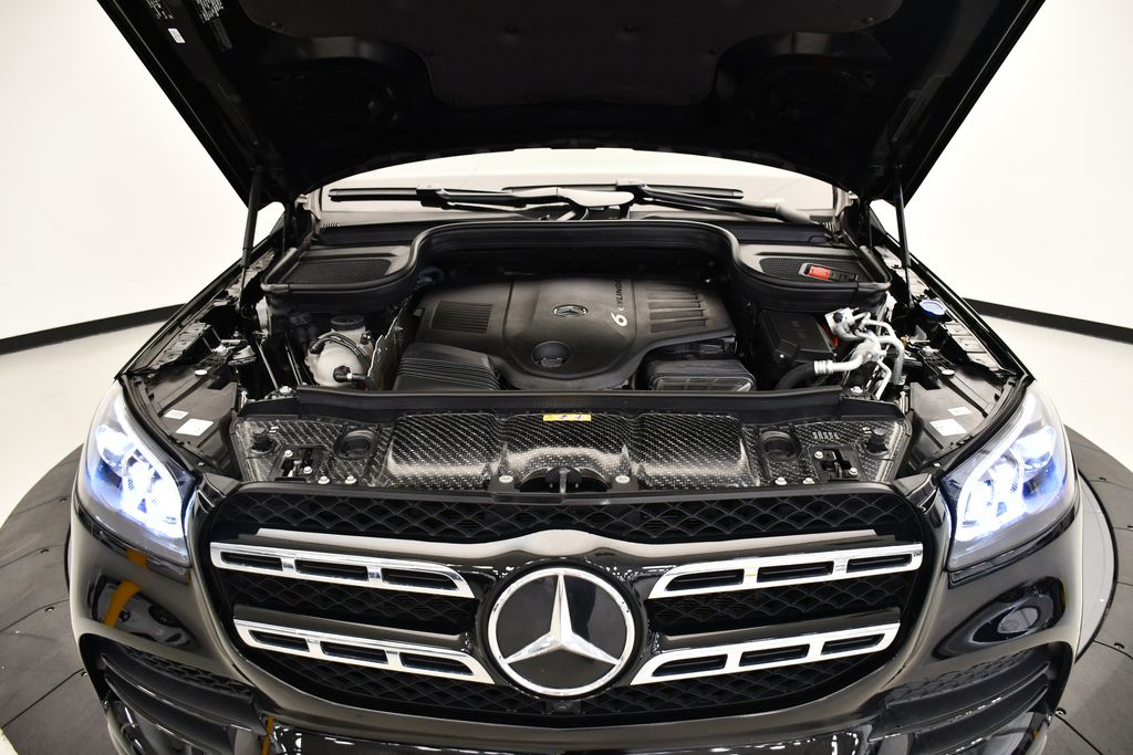 2023 Mercedes-Benz GLS 450 4MATIC 12