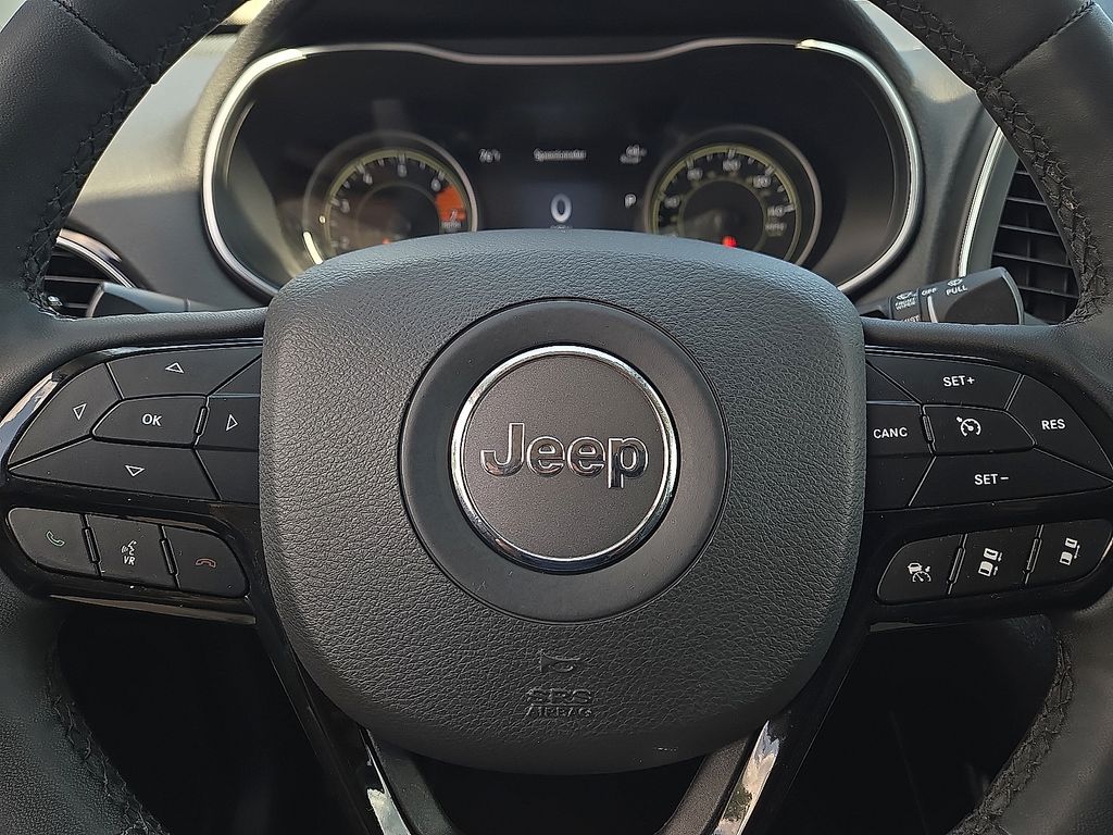 Used 2023 Jeep Cherokee Altitude For Sale in Farmington, AR