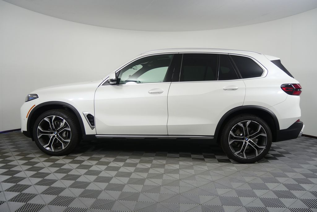 Thumbnail: 2026 BMW X5 - 6