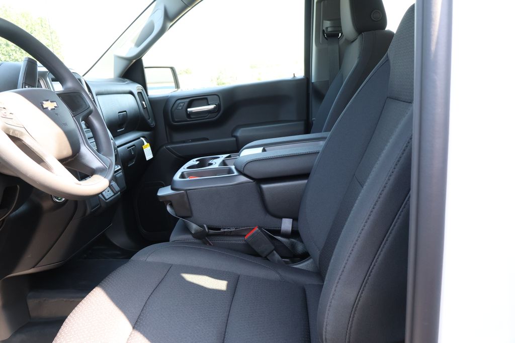 Thumbnail: 2026 Chevrolet Silverado 1500 - 14