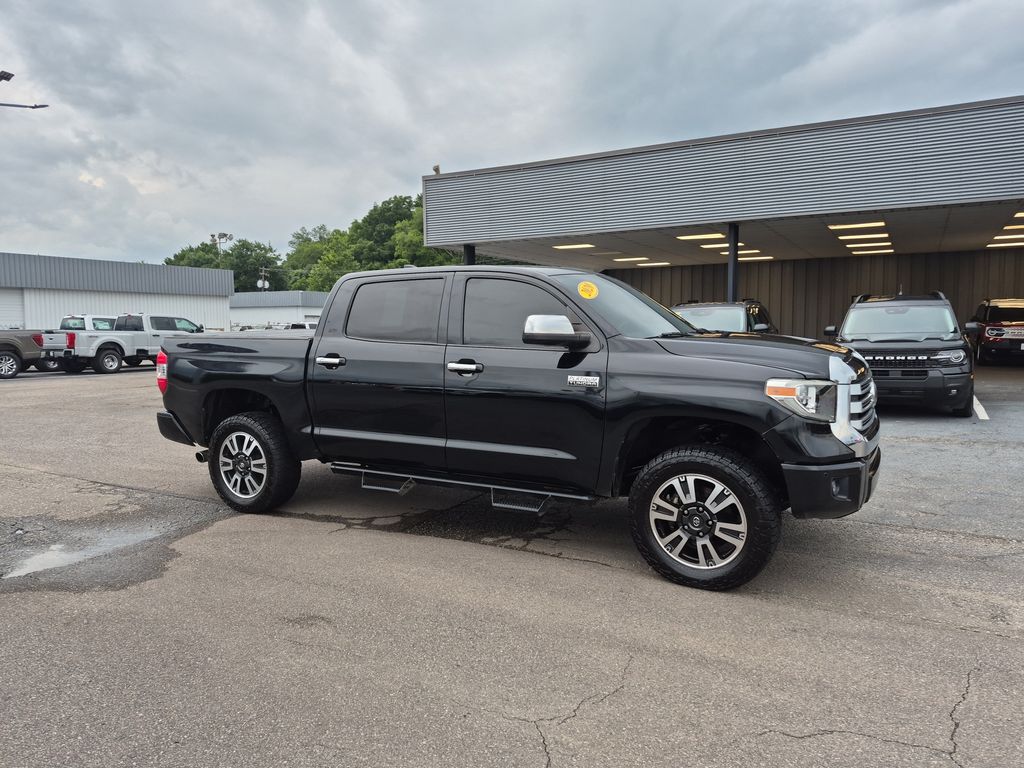 Midnight Black Metallic 2020 Toyota Tundra Pickup Truck Four-Wheel Drive 6-Speed Automatic