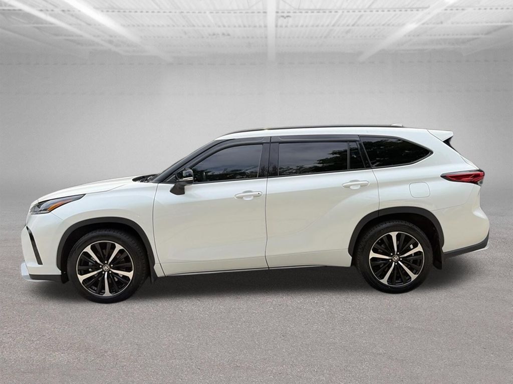 2021 Toyota Highlander XSE White at Phil Fitts Ford