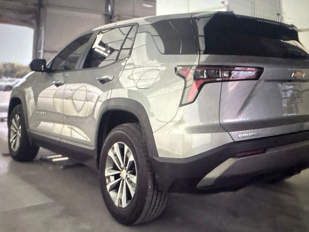 2025 Chevrolet Equinox LT - 2