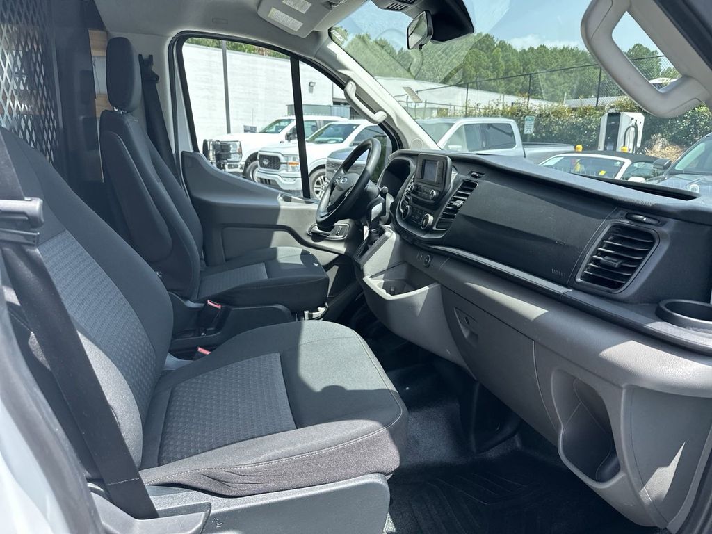 2022 Ford Transit-250 Base 13