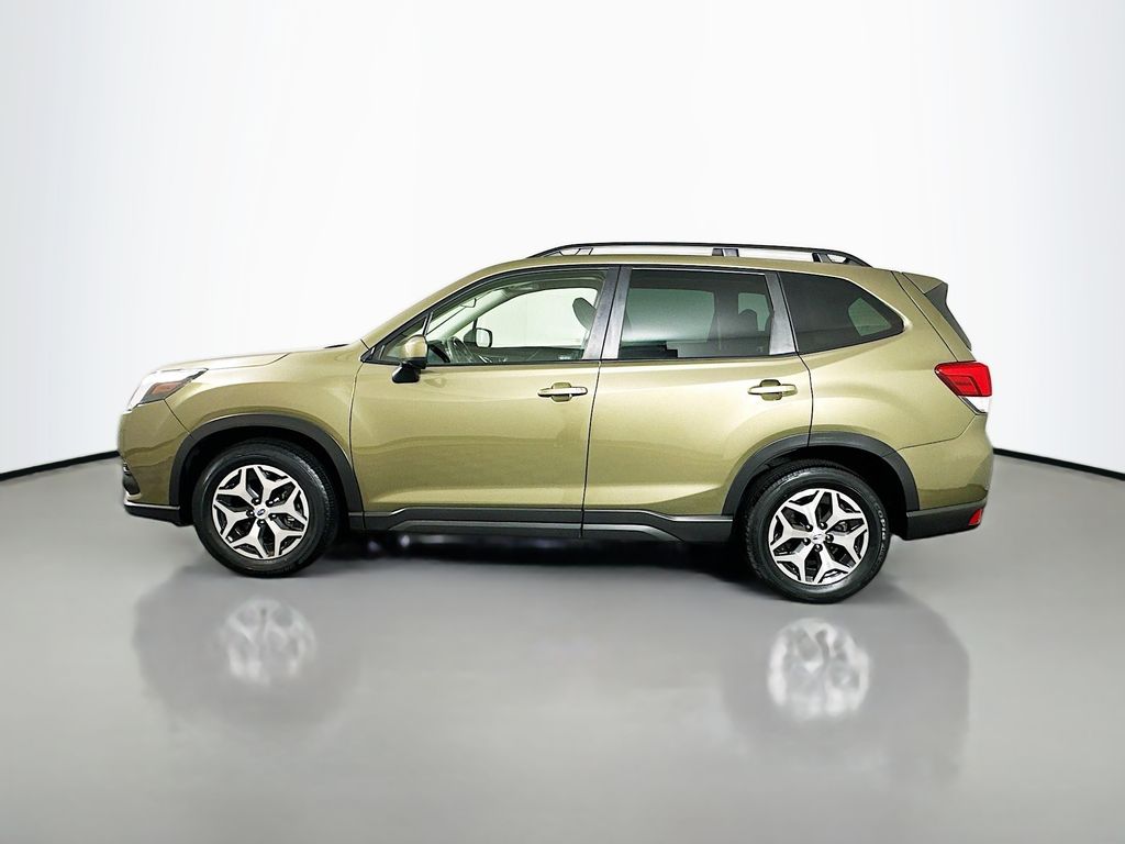 Thumbnail: 2022 Subaru Forester - 8