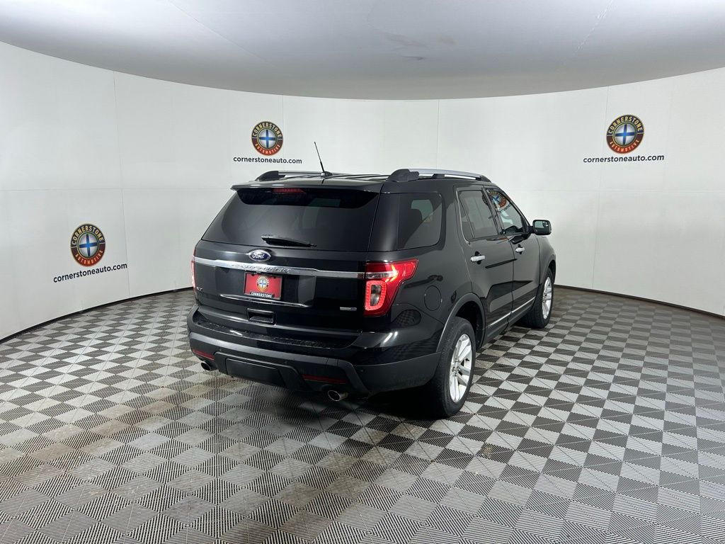 Used 2013 Black Ford XLT image 19