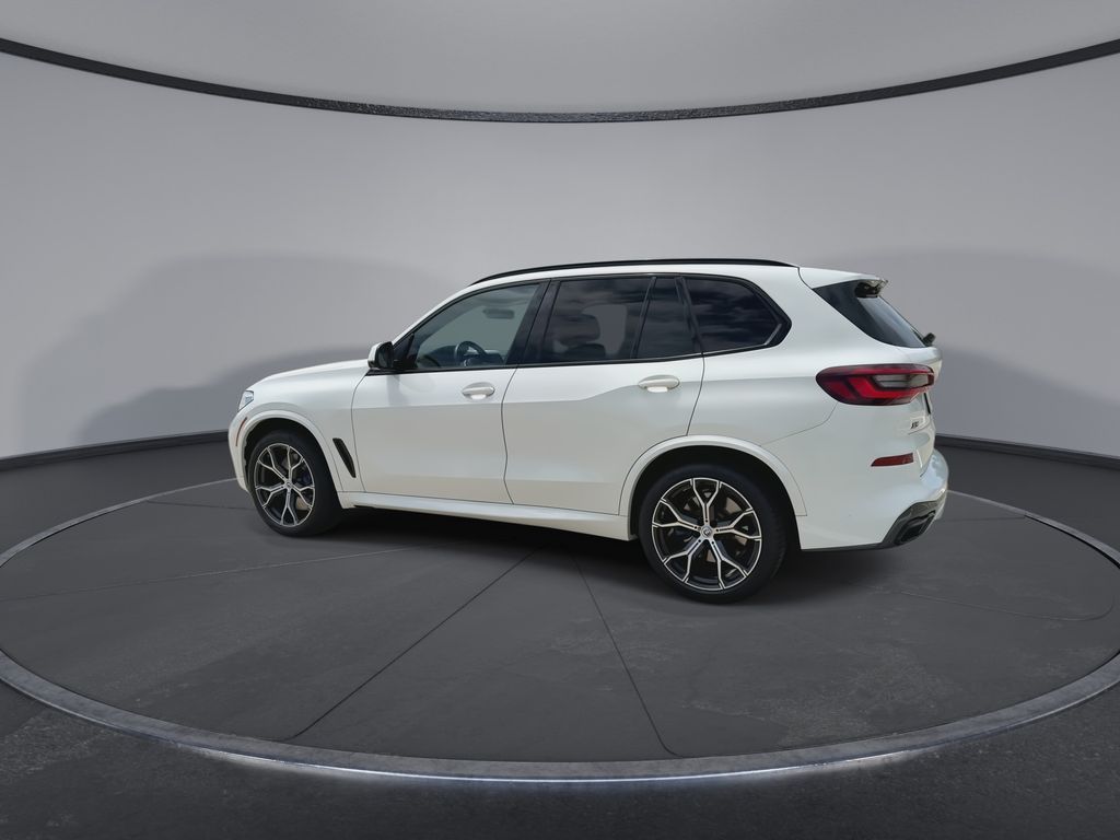 Thumbnail: 2023 BMW X5 - 6