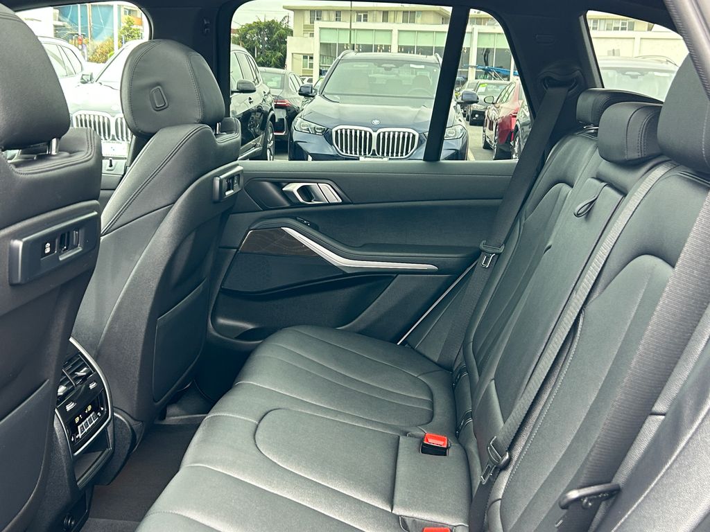 2022 BMW X5 xDrive40i 29