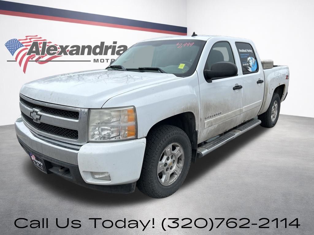 Summit White 2007 Chevrolet Silverado 1500 Pickup Truck 4-Speed Automatic Overdrive