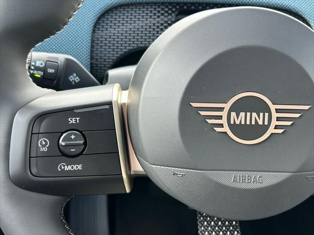 Thumbnail: 2026 MINI Cooper Countryman - 17