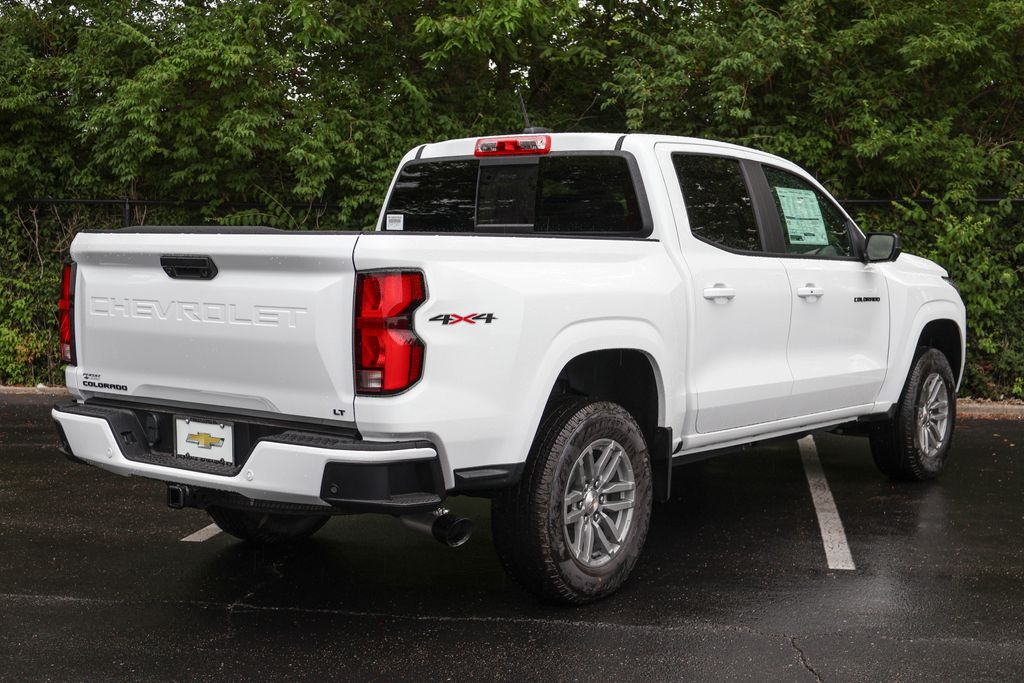 2024 Chevrolet Colorado LT 7