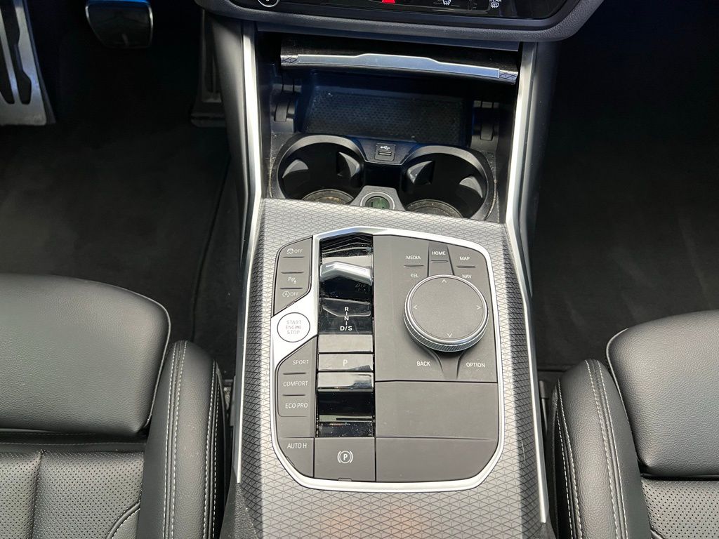 Thumbnail: 2023 BMW 3 Series - 12