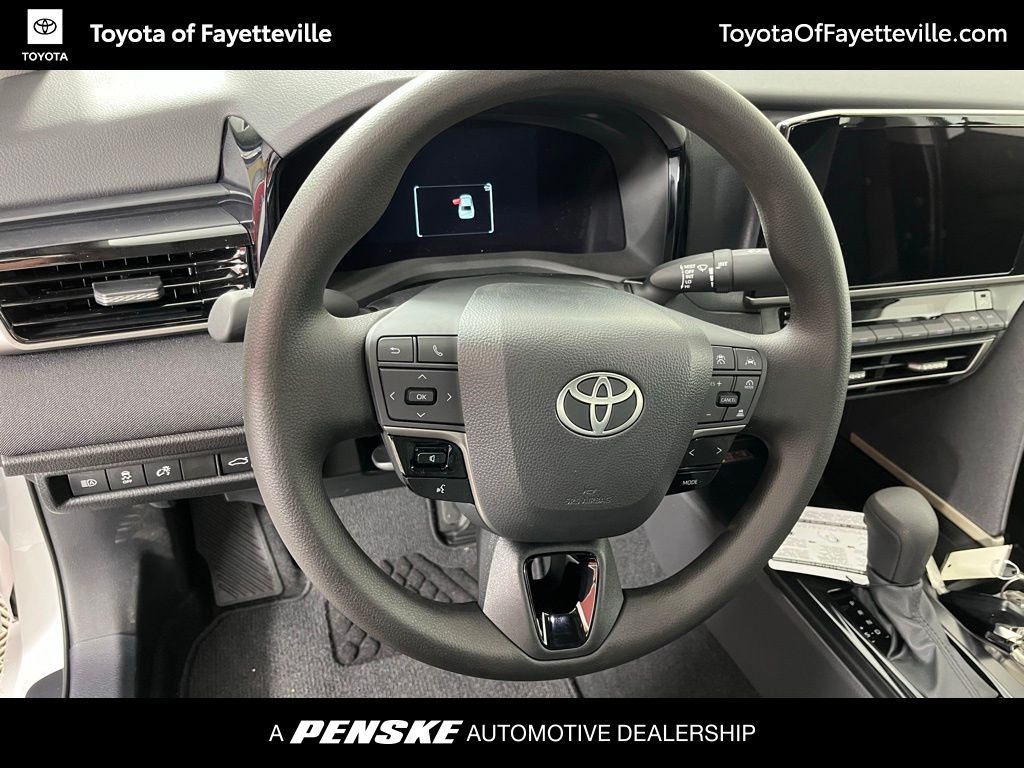 2025 Toyota Camry LE 27