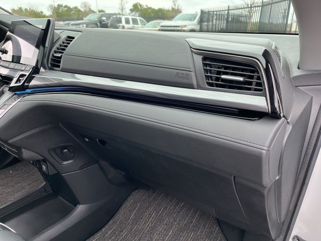 Thumbnail: 2024 Honda Odyssey - 31