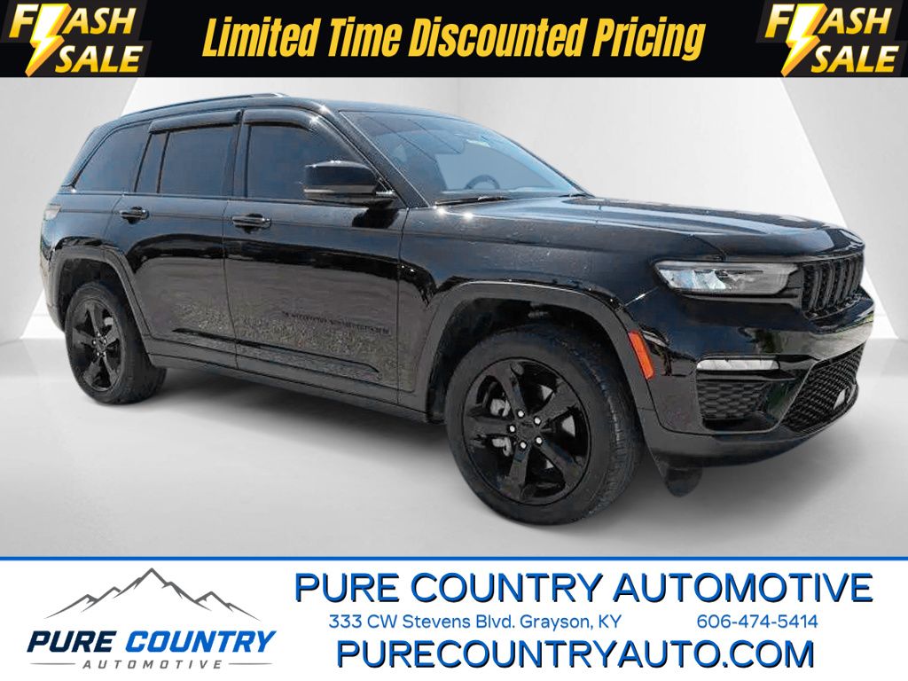 Diamond Black Crystal Pearlcoat 2024 Jeep Grand Cherokee SUV / Crossover Four-Wheel Drive 8-Speed Automatic