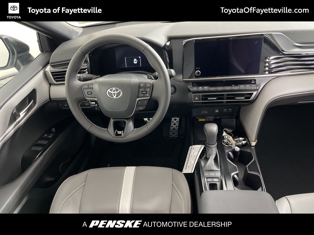 2025 Toyota Camry SE 5