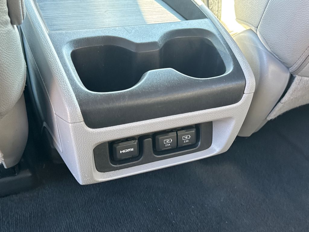 Used 2018 Gray Honda Elite image 42